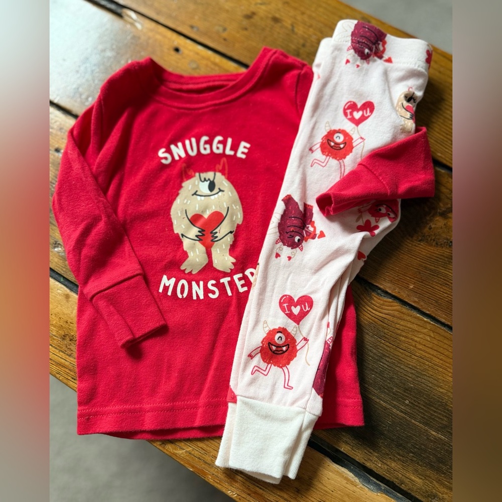 Old Navy Snuggle Monster Pajama Set - Red and White Sz. 12-18 months.